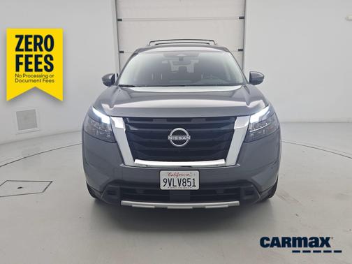 Gray 2025 Nissan Pathfinder Platinum