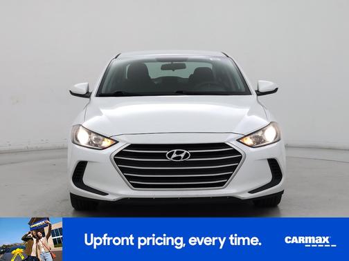 White 2018 Hyundai ELANTRA SEL