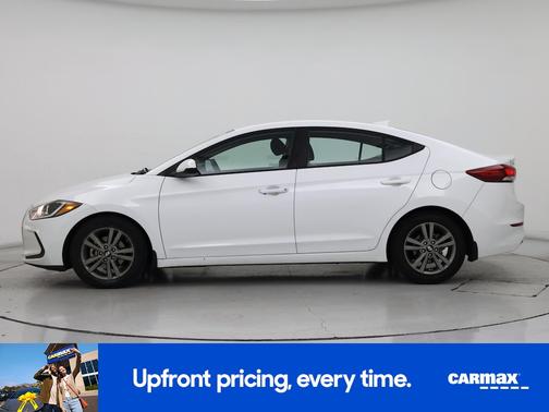 White 2018 Hyundai ELANTRA SEL