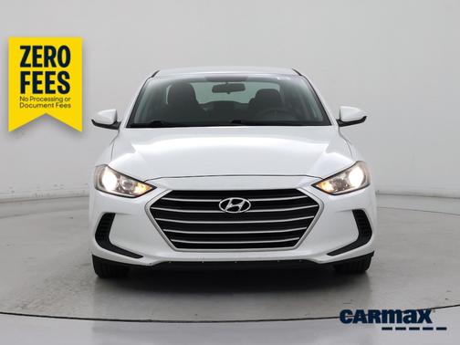 White 2018 Hyundai ELANTRA SEL