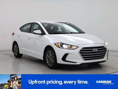 White 2018 Hyundai ELANTRA SEL