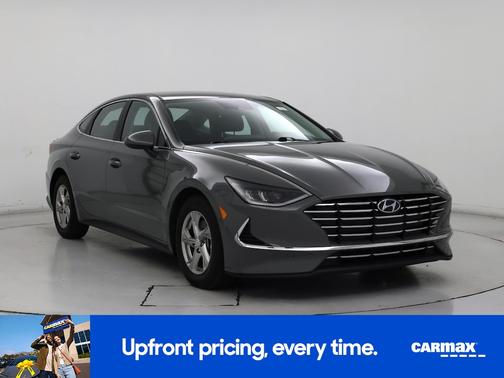 Gray 2022 Hyundai SONATA SE