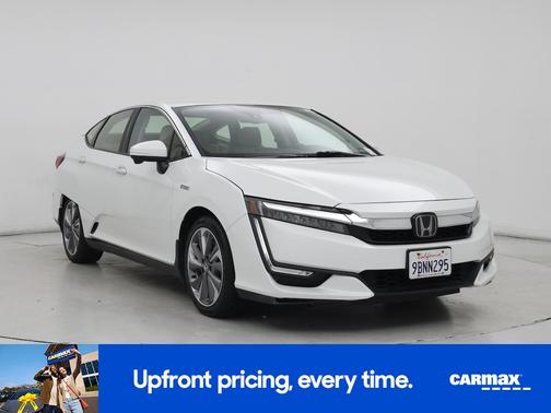 White 2018 Honda Clarity Plug-In Hybrid Touring