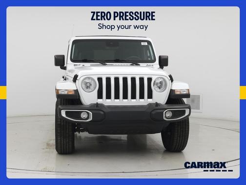 White 2022 Jeep Wrangler Unlimited Sahara
