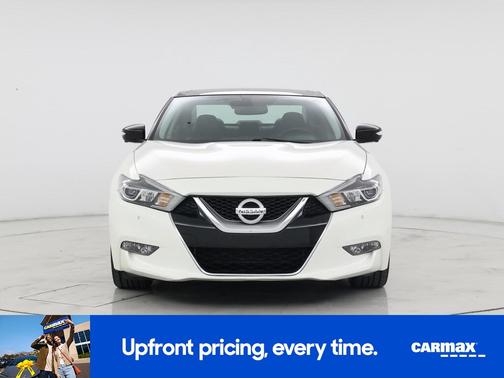 White 2017 Nissan Maxima Platinum