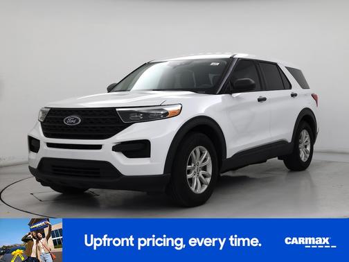 White 2021 Ford Explorer