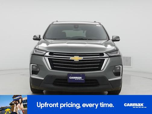 Green 2023 Chevrolet Traverse LT Cloth