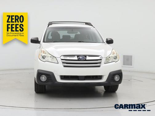White 2014 Subaru Outback 2.5I