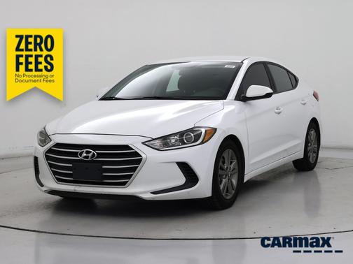 White 2018 Hyundai ELANTRA SE