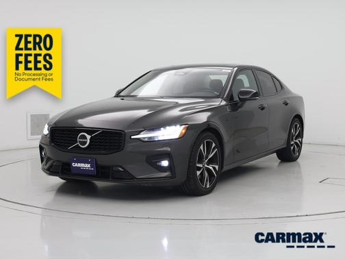Gray 2023 Volvo S60 B5 Core Dark Theme