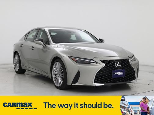 2023 Lexus IS 300