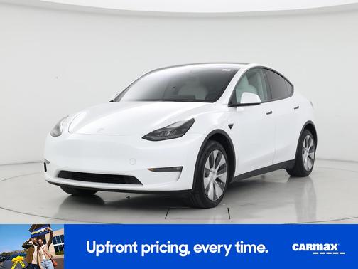White 2023 Tesla Model Y Long Range