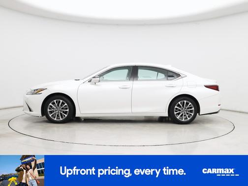 White 2023 Lexus ES 350