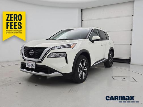 White 2023 Nissan Rogue Platinum