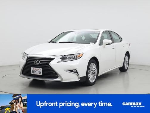 White 2017 Lexus ES 350