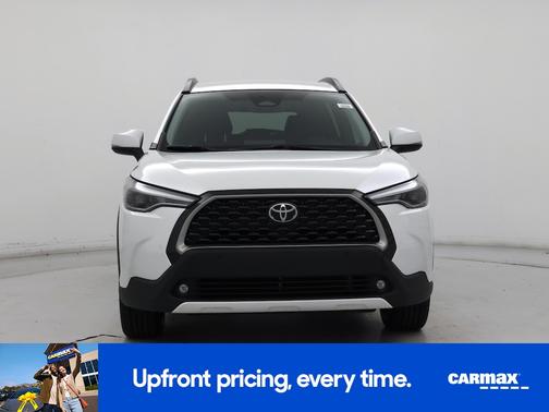 White 2023 Toyota Corolla Cross XLE