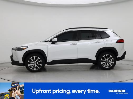 White 2023 Toyota Corolla Cross XLE