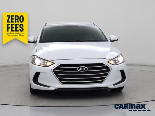 White 2018 Hyundai ELANTRA SEL