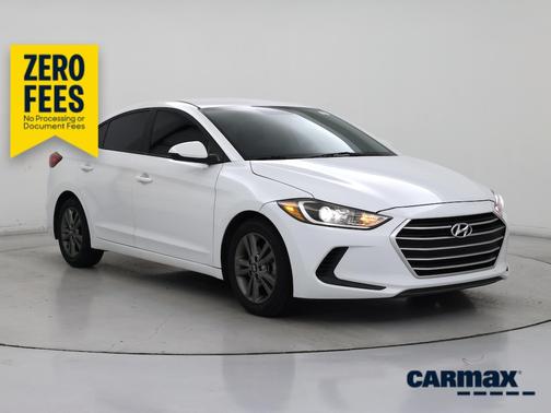 White 2018 Hyundai ELANTRA SEL