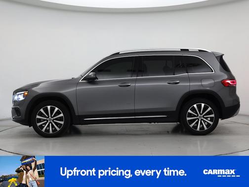 Gray 2022 Mercedes-Benz GLB 250