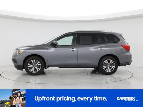2019 Nissan Pathfinder SV