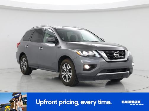 2019 Nissan Pathfinder SV