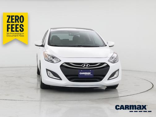 White 2014 Hyundai ELANTRA GT