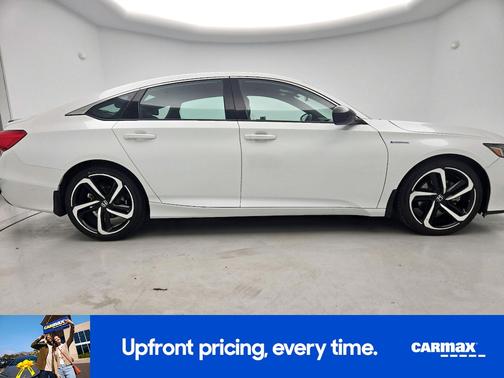 White 2022 Honda Accord Hybrid Sport