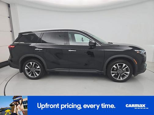 Black 2023 INFINITI QX60 Luxe