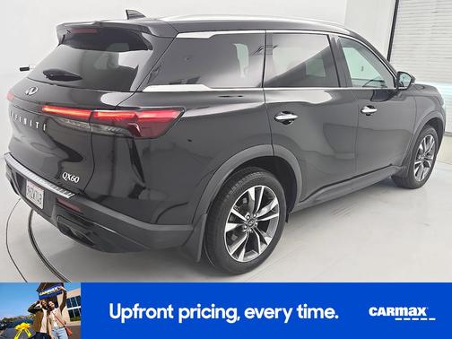 Black 2023 INFINITI QX60 Luxe