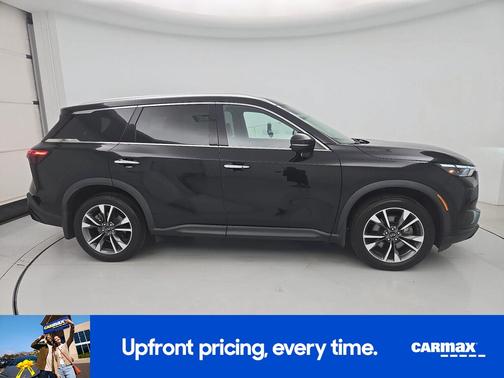 Black 2023 INFINITI QX60 Luxe