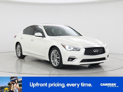 White 2019 INFINITI Q50 Luxe