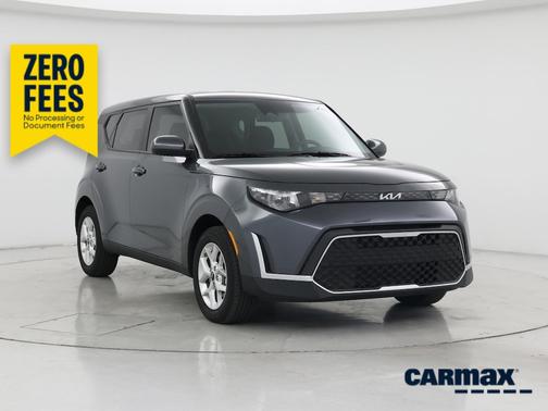 Gray 2025 Kia Soul LX