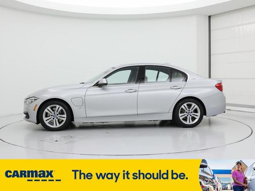 2018 BMW 330e E iPerformance