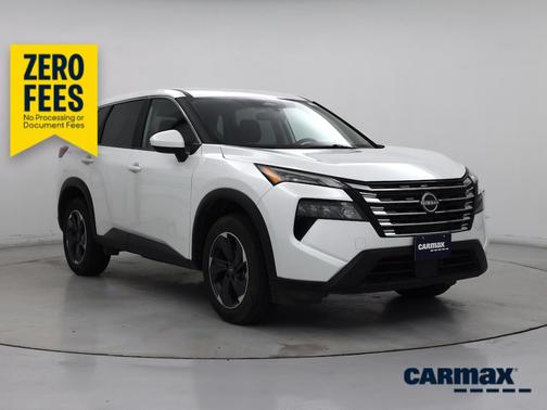 White 2025 Nissan Rogue SV