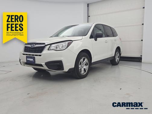 White 2018 Subaru Forester 2.5I