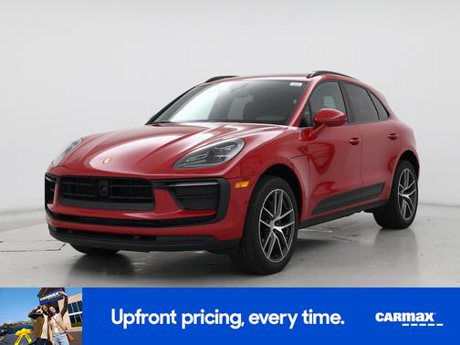 2024 Porsche Macan Base (PDK)