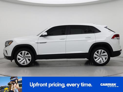 White 2023 Volkswagen Atlas Cross Sport SE w/Tech