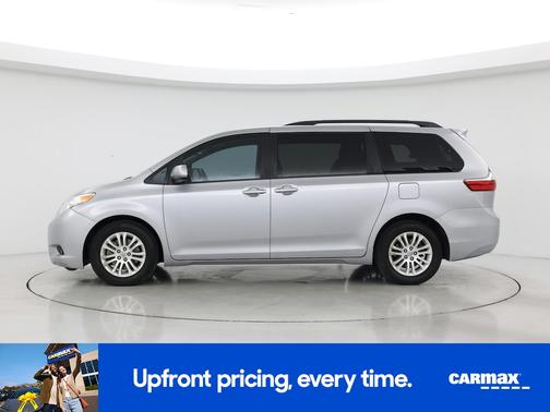 2017 Toyota Sienna XLE