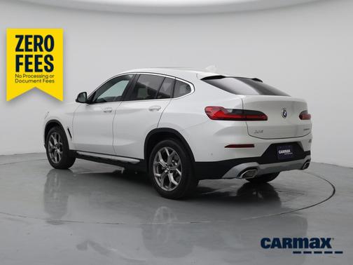 White 2024 BMW X4 XDrive30i