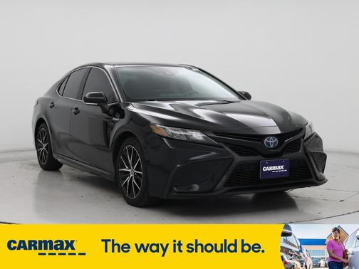 2021 Toyota Camry Hybrid SE