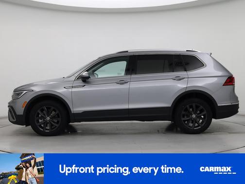 Silver 2024 Volkswagen Tiguan SE