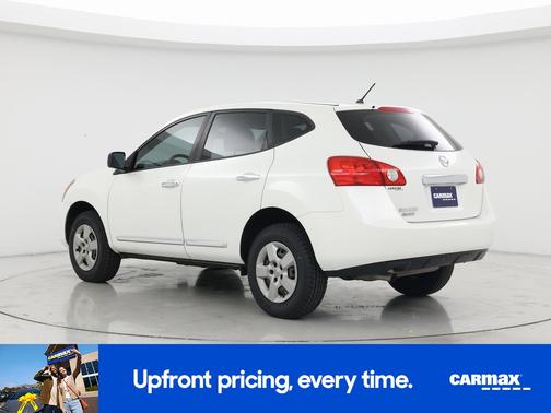 White 2015 Nissan Rogue Select S