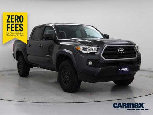 Gray 2017 Toyota Tacoma SR5