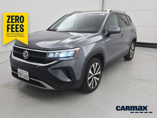 Gray 2022 Volkswagen Taos SE