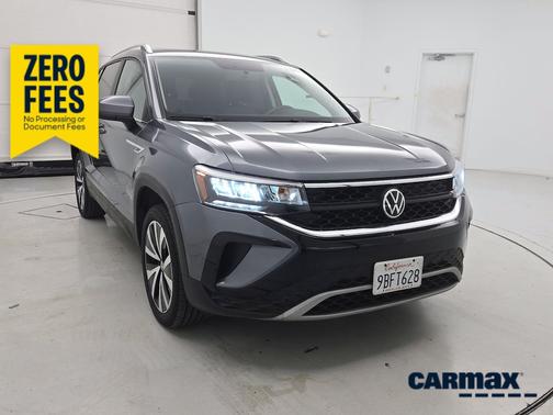 Gray 2022 Volkswagen Taos SE