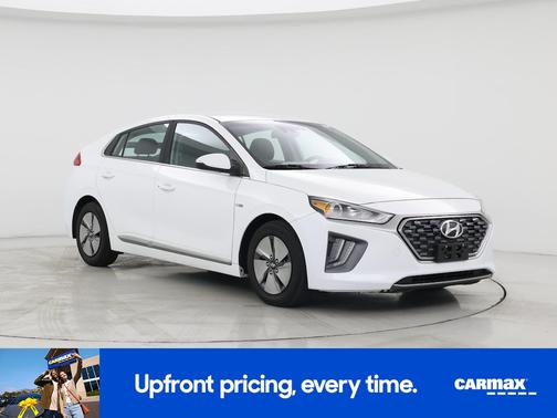 2020 Hyundai IONIQ Hybrid SE