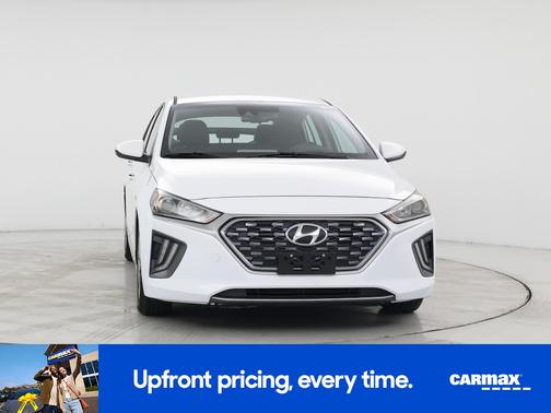 2020 Hyundai IONIQ Hybrid SE