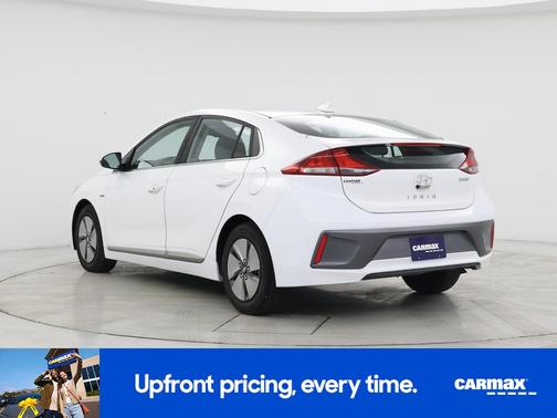 2020 Hyundai IONIQ Hybrid SE