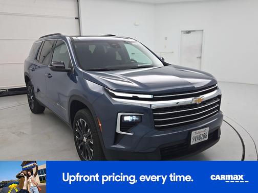 Blue 2025 Chevrolet Traverse LT
